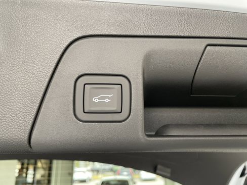 New 2026 Buick Envision Avenir image 10