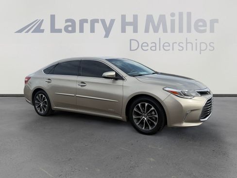 Used 2016 Toyota Avalon XLE Premium image 7