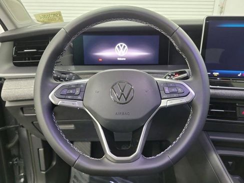 Used 2025 Volkswagen Tiguan S FWD image 23