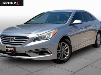 Used 2015 Hyundai Sonata SE FWD video 1