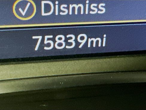 Used 2023 GMC Acadia SLT image 19