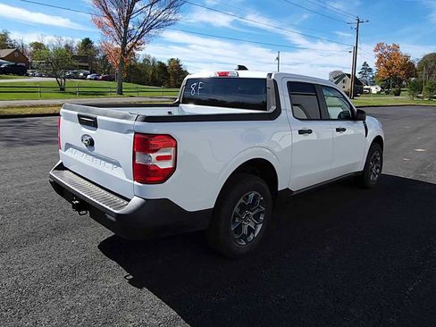 New 2025 Ford Maverick XLT FWD image 8