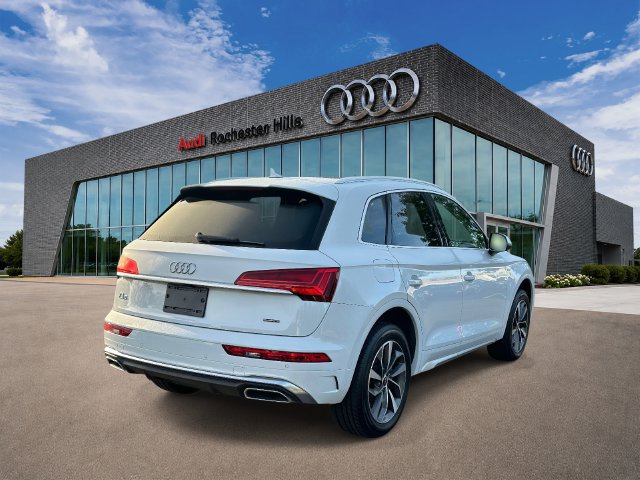 Used 2024 Audi Q5 2.0T Premium Plus w/ Premium Plus Package AWD/4WD image 5