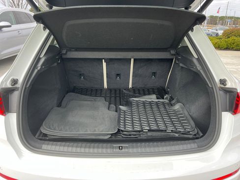 Used 2020 Audi Q3 2.0T Premium w/ Convenience Package image 18