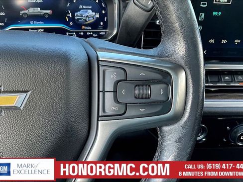 Used 2022 Chevrolet Silverado 1500 LT AWD/4WD image 13
