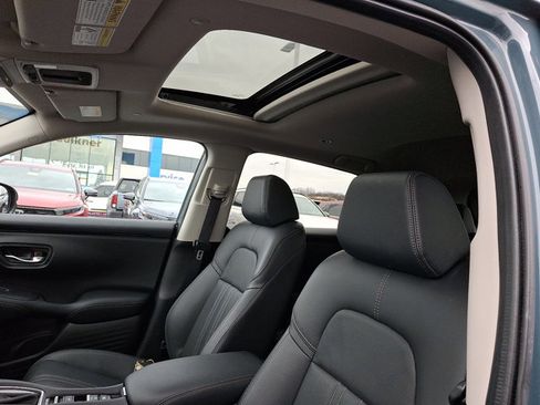 Certified 2024 Honda HR-V EX-L image 14