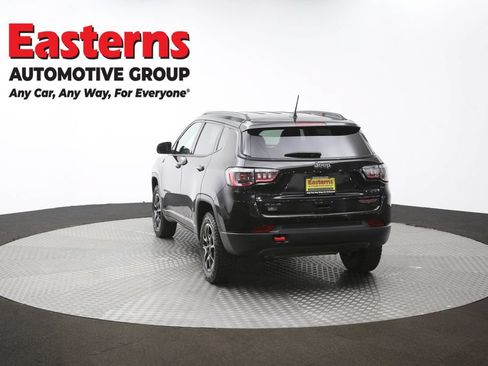 Used 2025 Jeep Compass Trailhawk AWD/4WD image 67