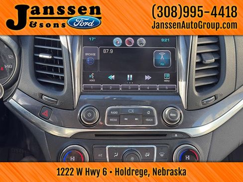 Used 2014 Chevrolet Impala LT w/ Convenience Package image 14