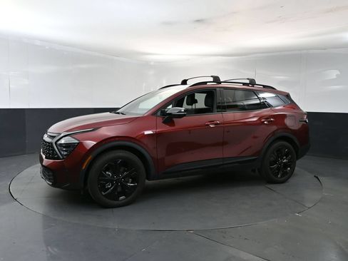 Used 2025 Kia Sportage X-Line w/ Premium Package AWD/4WD image 2