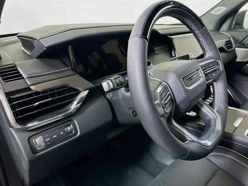 Certified 2024 GMC Acadia Denali w/ Super Cruise Package image 10