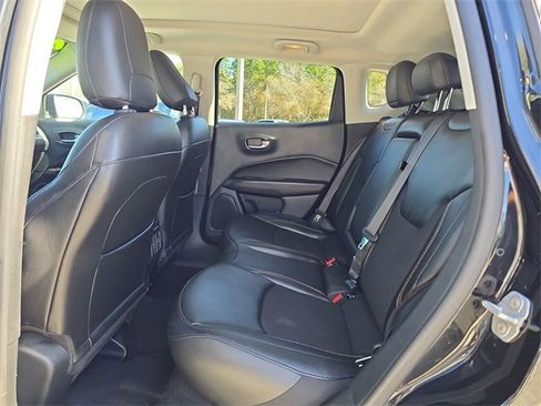 Used 2020 Jeep Compass Latitude image 13