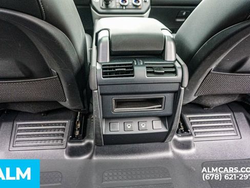 Used 2024 Land Rover Defender 110 S image 31