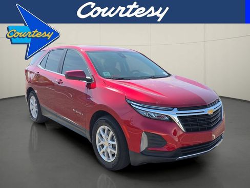 Used 2024 Chevrolet Equinox LT FWD image 1