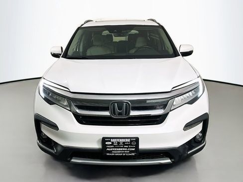 Used 2020 Honda Pilot Elite image 2