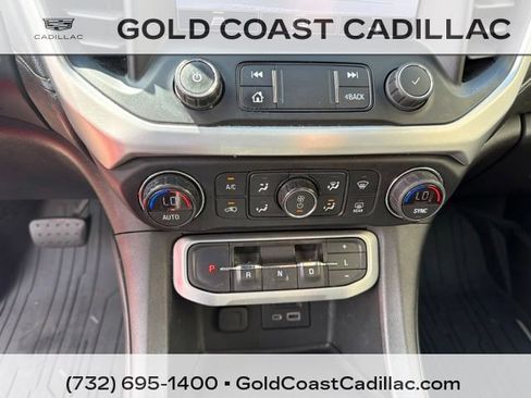 Used 2022 GMC Acadia SLT w/ Preferred Package AWD/4WD image 26