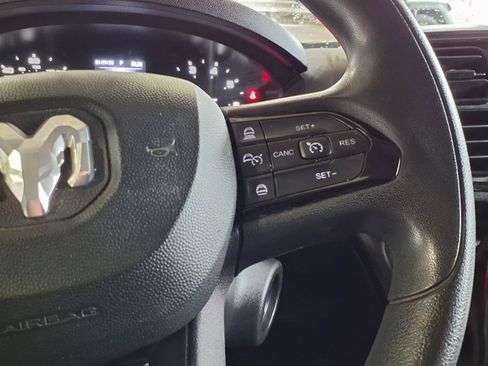Used 2025 RAM ProMaster 2500 w/ Convenience Group FWD image 19