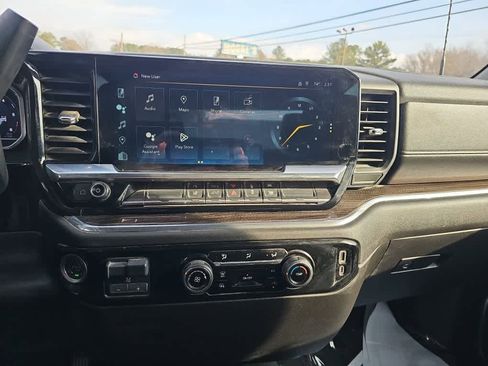 Used 2024 Chevrolet Silverado 2500 LT image 20