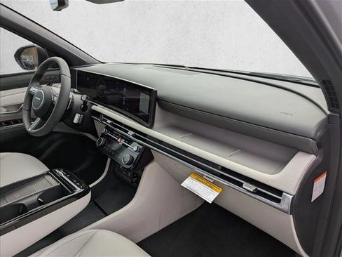 New 2026 Hyundai Tucson Limited image 28