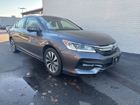 Used 2017 Honda Accord EX-L image 1