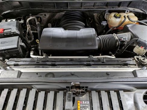 Certified 2019 Chevrolet Silverado 1500 Custom Trail Boss w/ Custom Convenience Package image 26