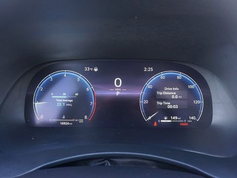 Certified 2025 Toyota Highlander Platinum image 5