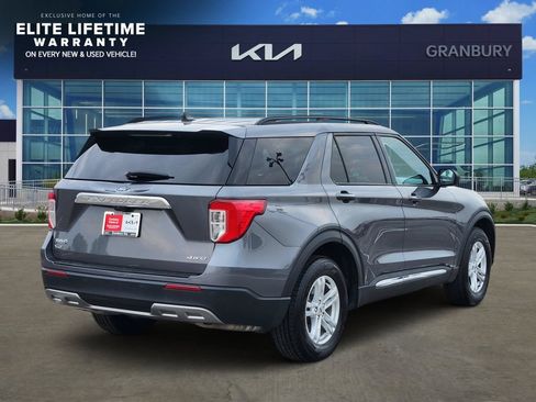 Used 2023 Ford Explorer XLT w/ Equipment Group 202A AWD/4WD image 5