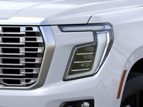 New 2026 GMC Yukon XL Denali w/ Sun & Power Step Package AWD/4WD image 10