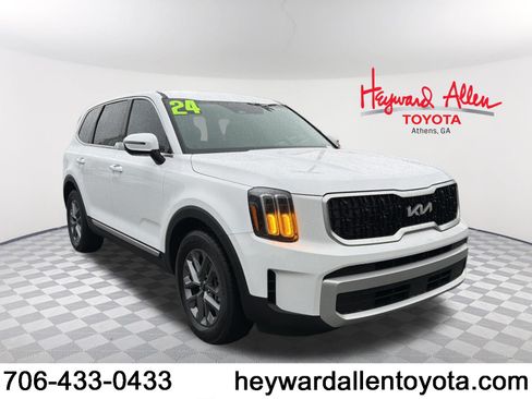 Used 2024 Kia Telluride LX FWD image 1