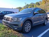 Used 2018 Volkswagen Tiguan S image 2