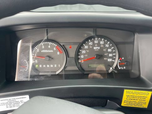 Used 2024 Chevrolet Low Cab Forward RWD image 22