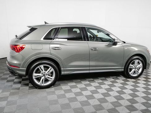 Used 2024 Audi Q3 2.0T Premium Plus w/ Premium Plus Package image 2