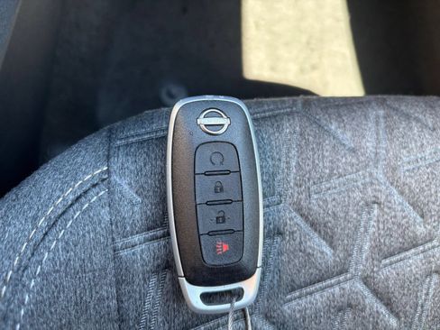 Used 2026 Nissan Kicks SV FWD image 19