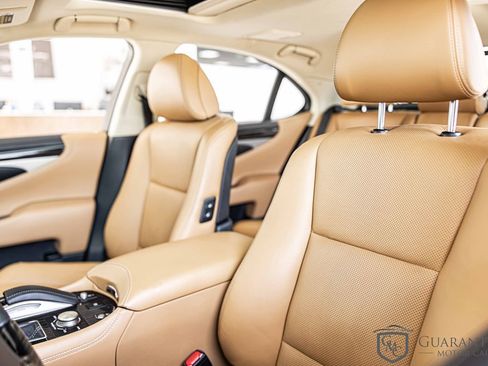 Used 2017 Lexus LS 460 AWD w/ Comfort Package image 19