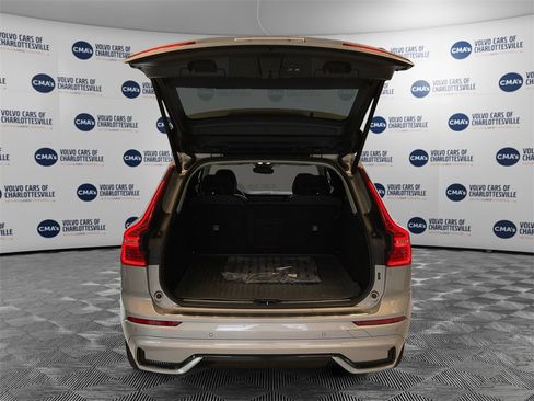Certified 2023 Volvo XC60 B5 Plus w/ Protection Package Premier image 11