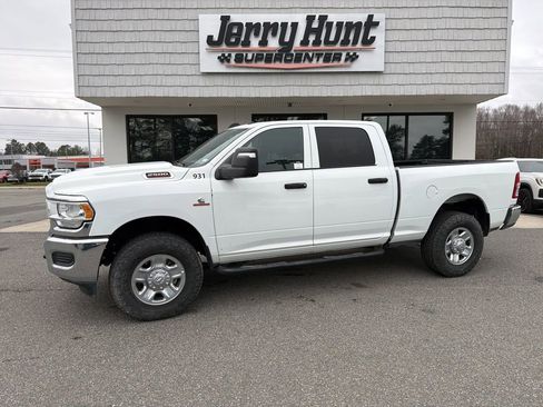 Used 2024 RAM 2500 Tradesman w/ Chrome Appearance Group image 1