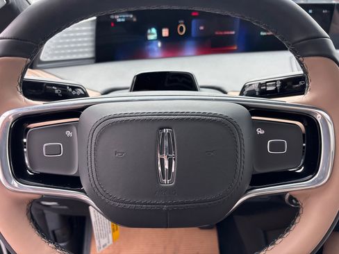 New 2026 Lincoln Navigator Black Label AWD/4WD image 15