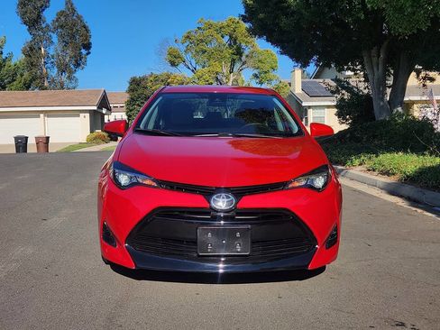 Used 2018 Toyota Corolla LE image 13