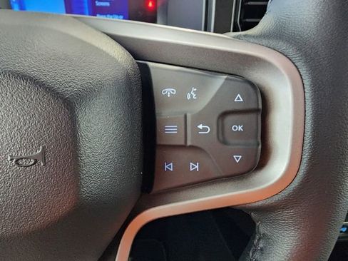 Used 2023 Ford Bronco Badlands image 15