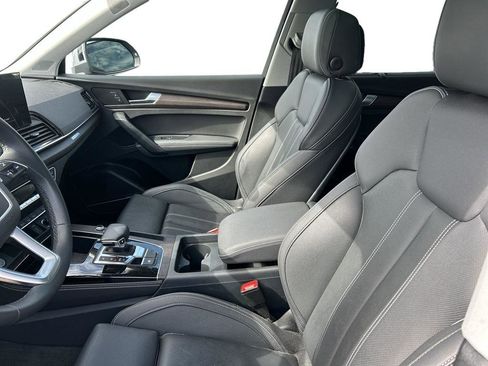 Used 2025 Audi Q5 Prestige w/ Prestige Package image 5