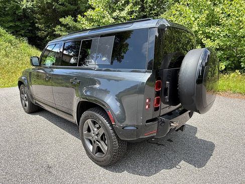 Used 2023 Land Rover Defender 110 X-Dynamic SE AWD/4WD image 8