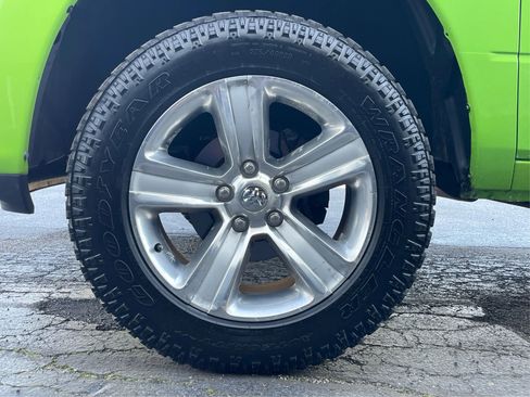 Used 2017 RAM 1500 Sport w/ Sublime Green Sport Package image 13