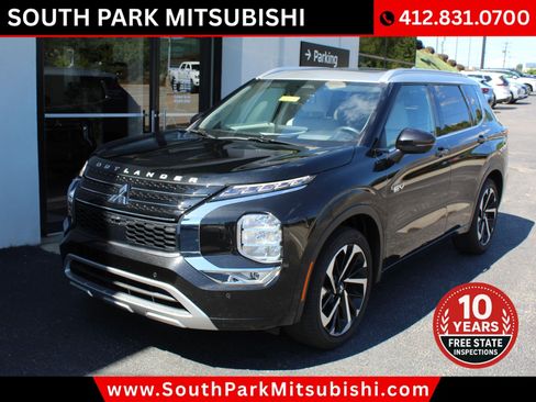 Used 2025 Mitsubishi Outlander SEL AWD/4WD image 3
