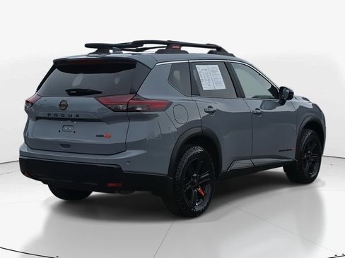 Used 2025 Nissan Rogue SV w/ Rock Creek Premium Package image 5