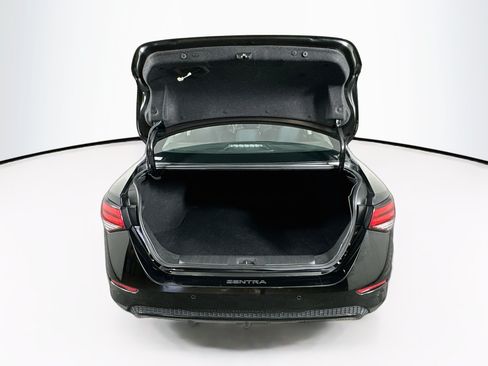 Used 2023 Nissan Sentra SV FWD image 27
