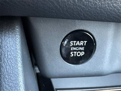 New 2026 Nissan Rogue S image 31