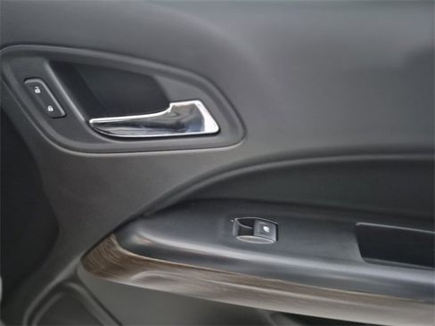 Used 2018 GMC Canyon Denali image 35