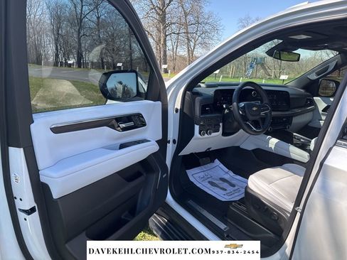 Used 2025 Chevrolet Tahoe Premier w/ Sun And Tow Package image 15