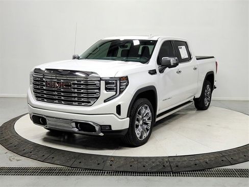 Used 2023 GMC Sierra 1500 Denali w/ Denali Reserve Package image 3