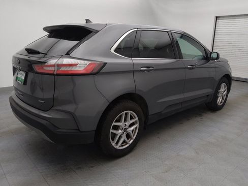 Used 2024 Ford Edge SEL image 10