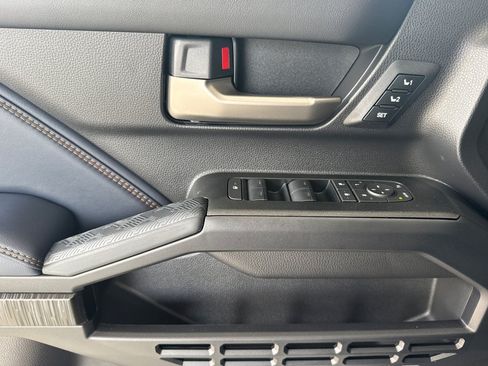 New 2026 Toyota 4Runner Platinum AWD/4WD image 47